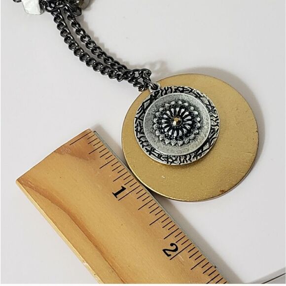 MIXED METALS Layered Costume Jewelry Necklace - Picture 7 of 7